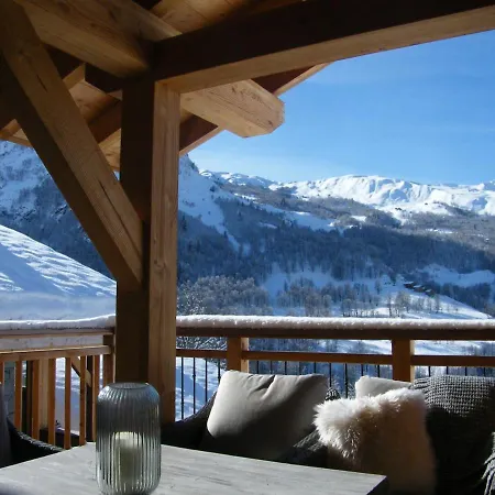 Chalet Chalet Confortable Aux Pistes Avec Sauna, Wifi, Parking